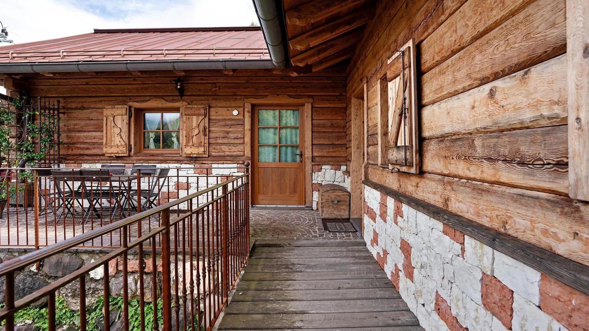 Baita Chalet Alabama Arsie