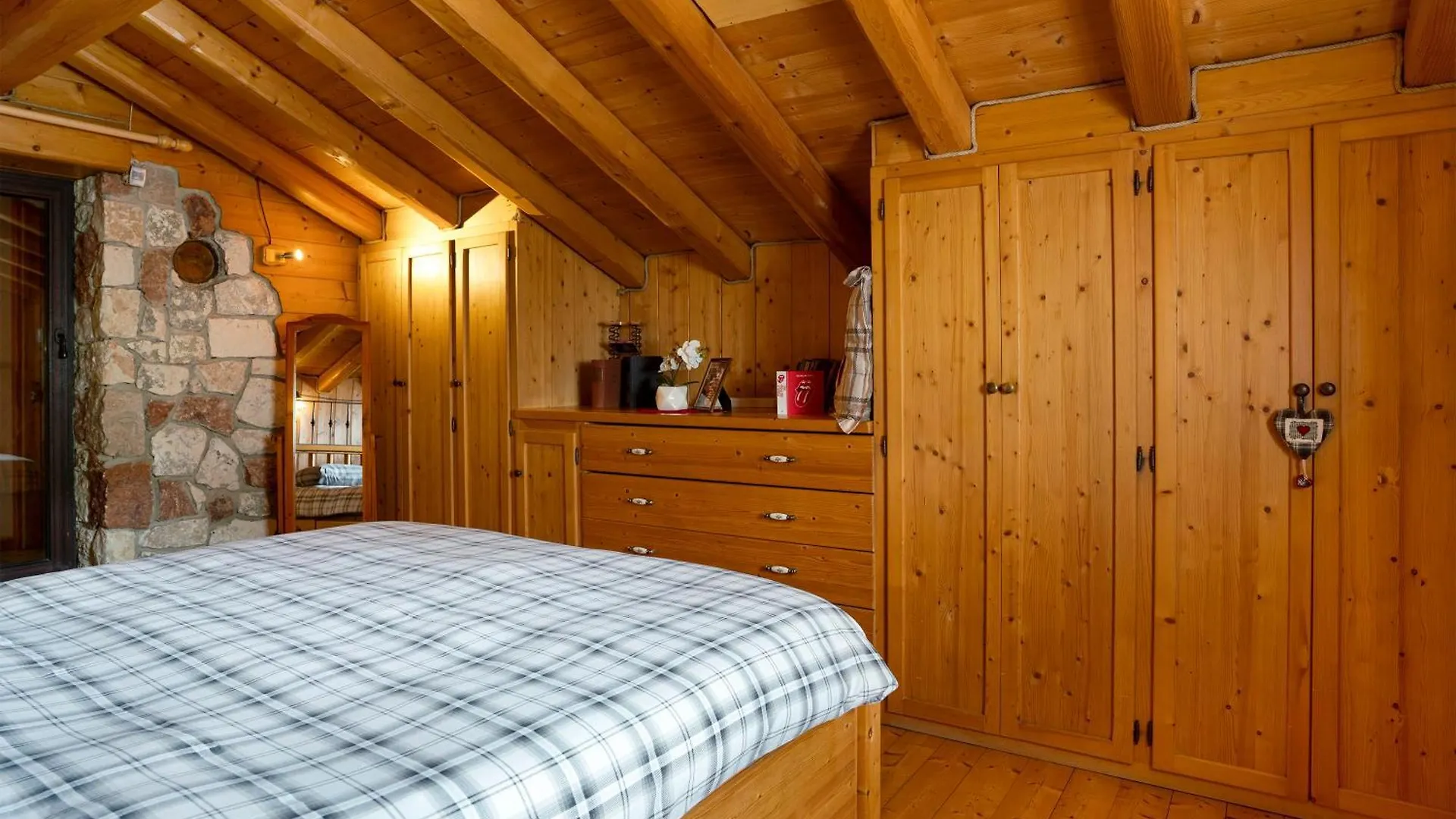 Baita Chalet Alabama Arsie
